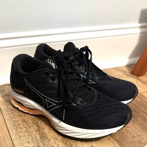 Mizuno Women’s Wave Rider 26